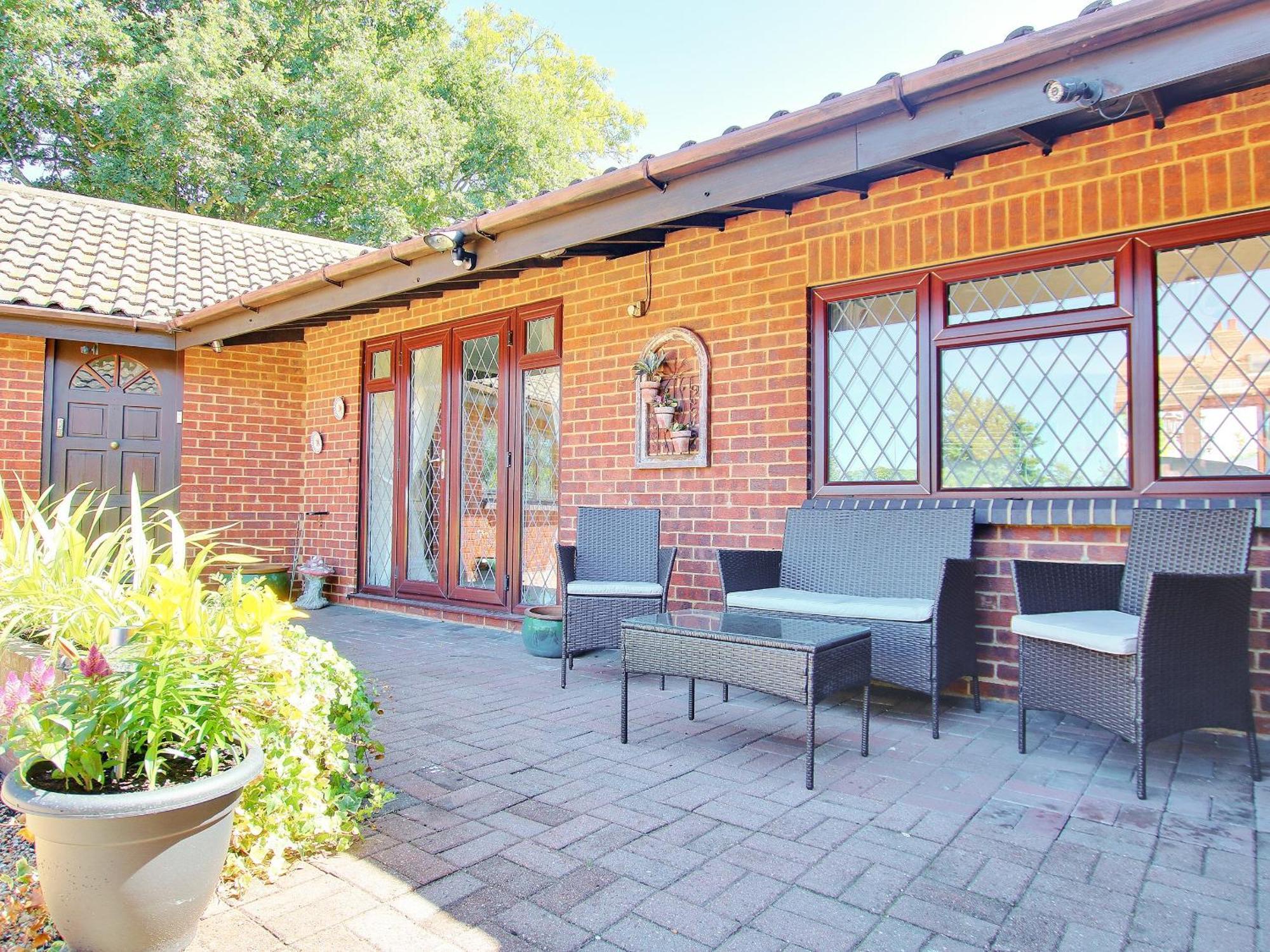 Irenic Lodge Netley Marsh Eksteriør billede